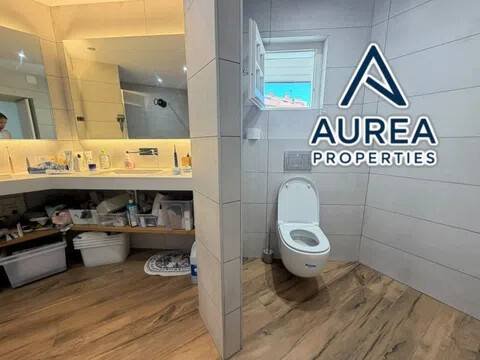 Haus 357 m² in Esplugues de Llobregat