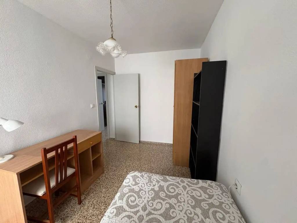 Pis de 111 m² a Còrdova