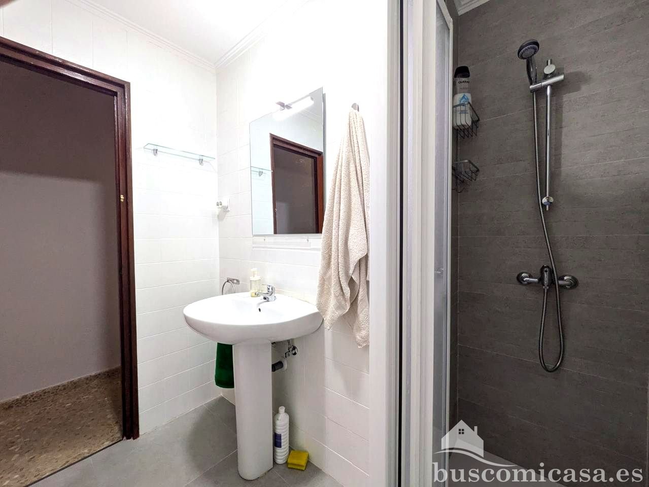 Piso de 91 m² en Linares