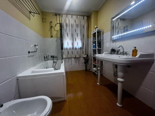 Casa de 190 m² en Algeciras