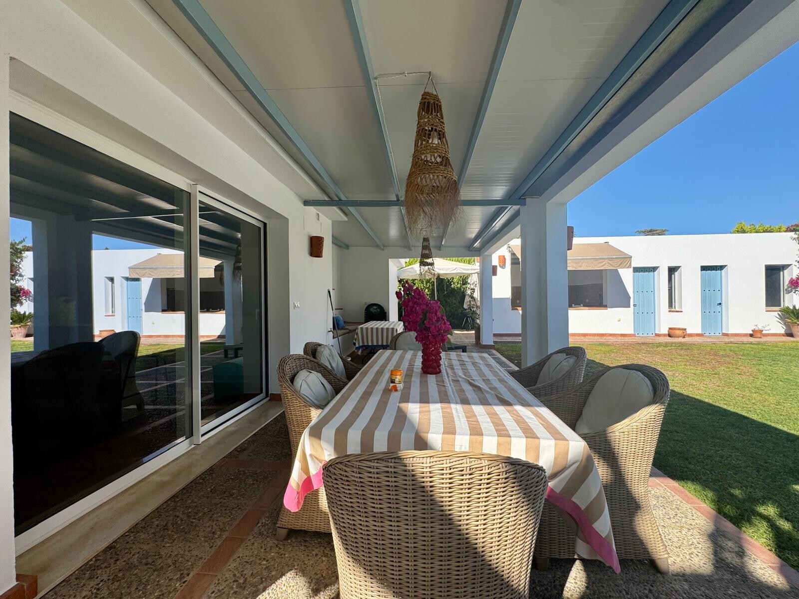 Casa de 650 m² en Carmona