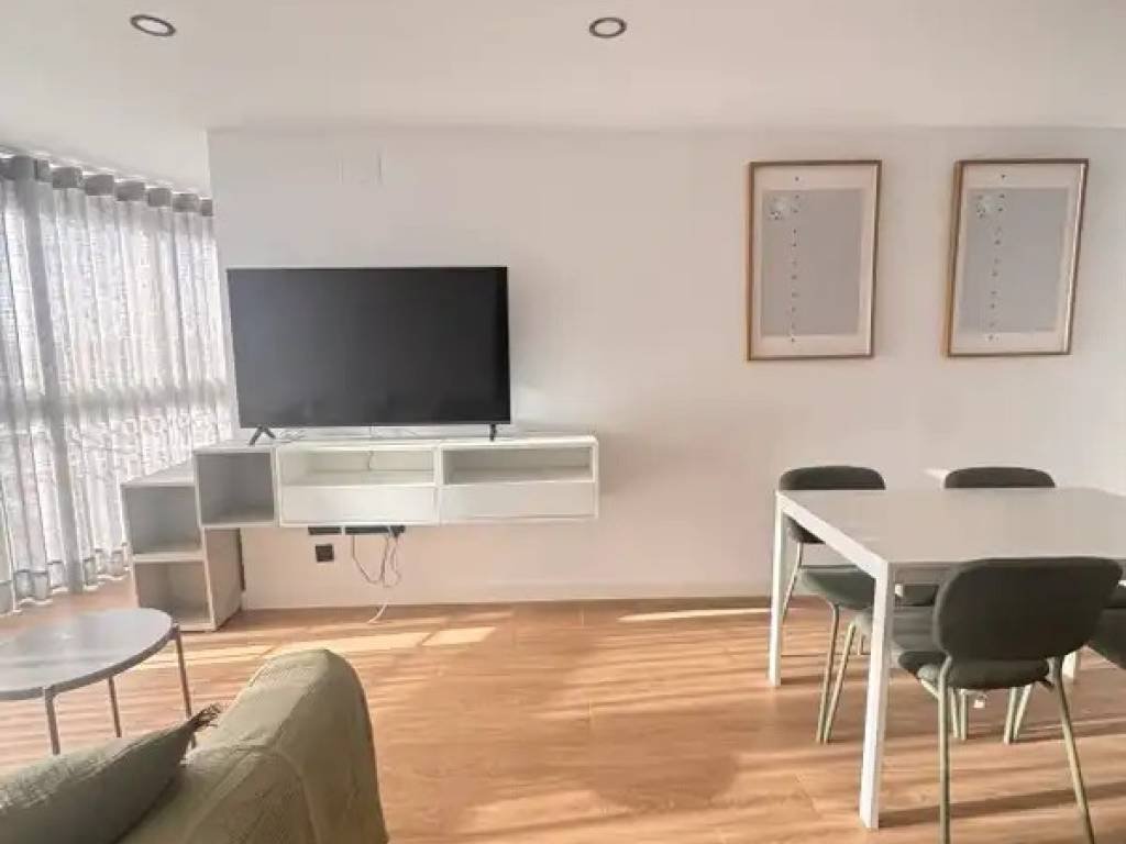 Piso de 85 m² en Linares