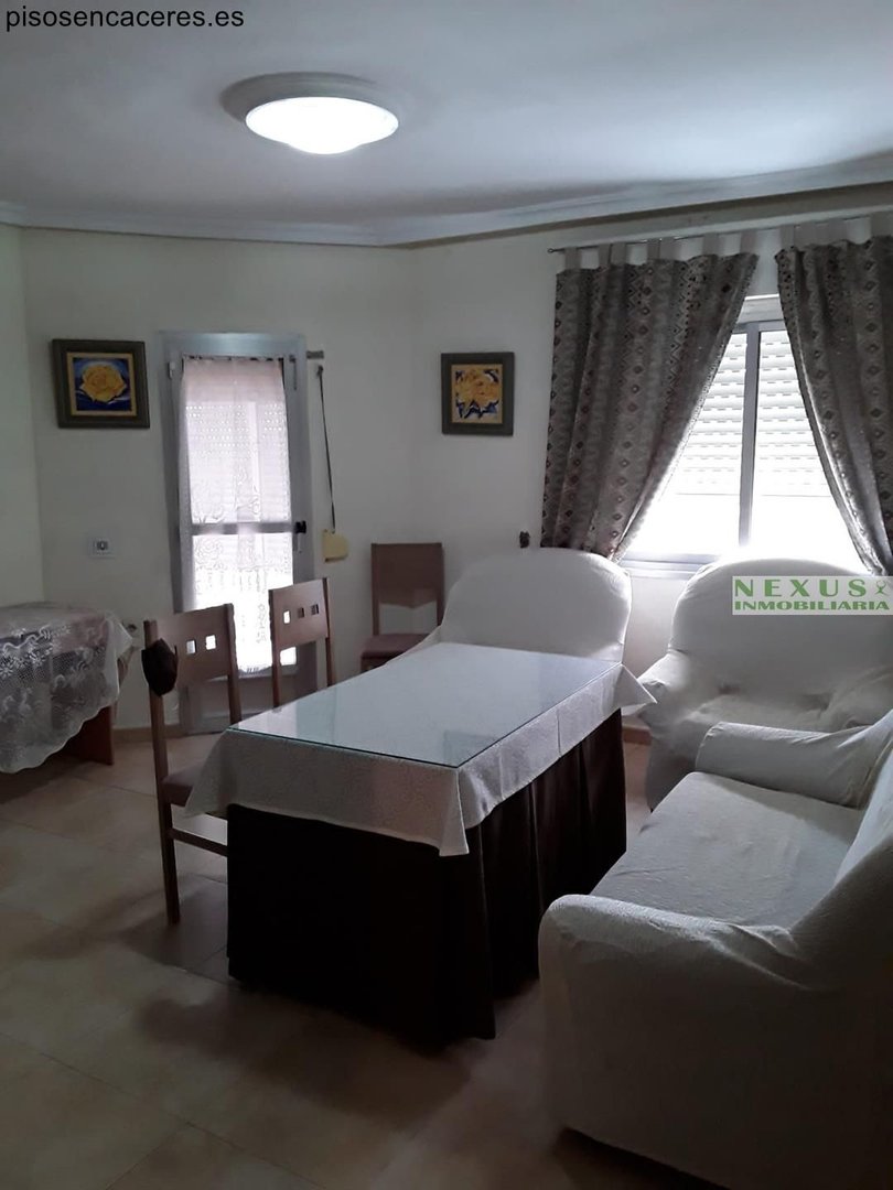 Appartamento 90 m² a Cáceres