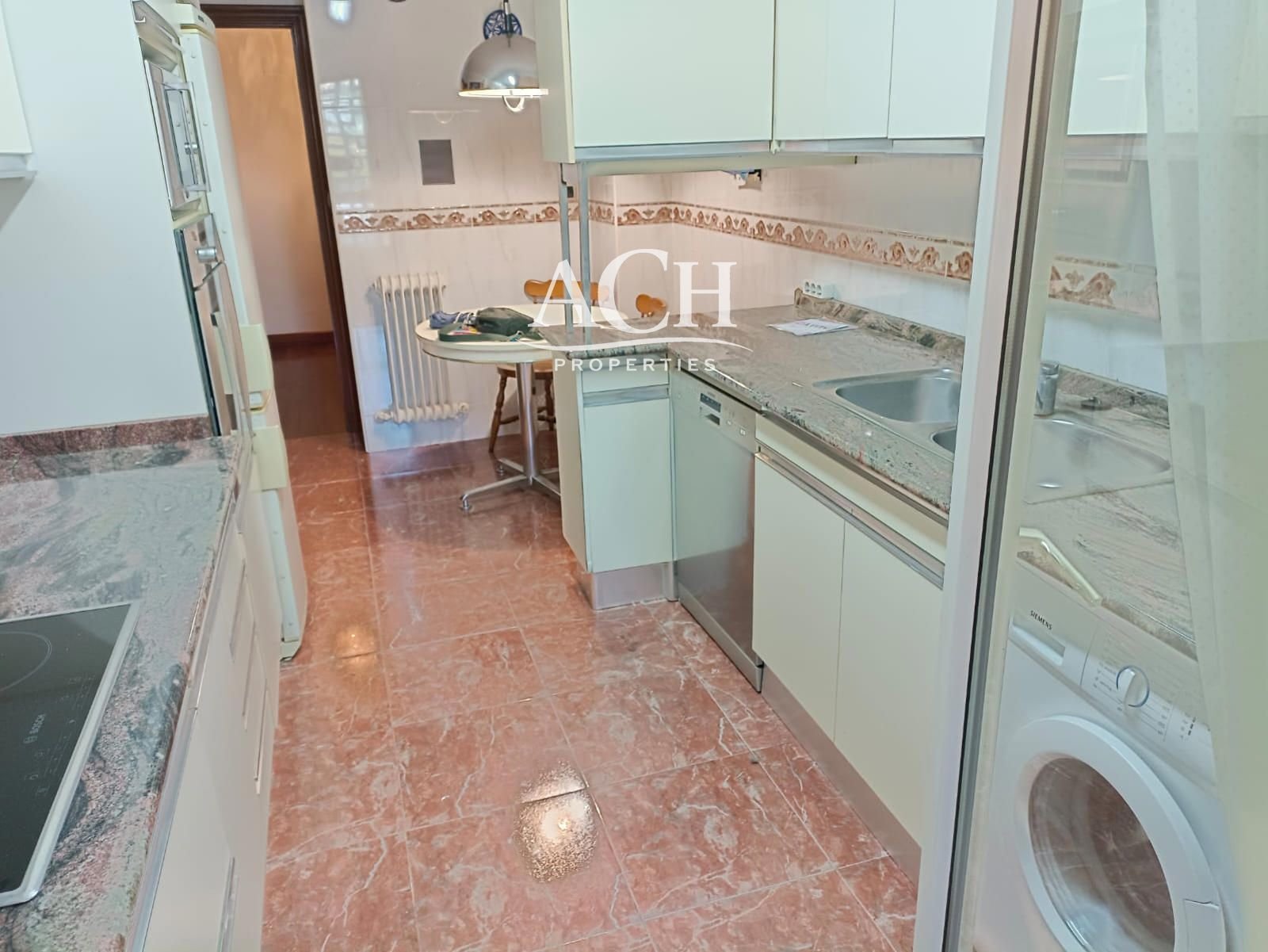 Piso de 90 m² en Bilbao