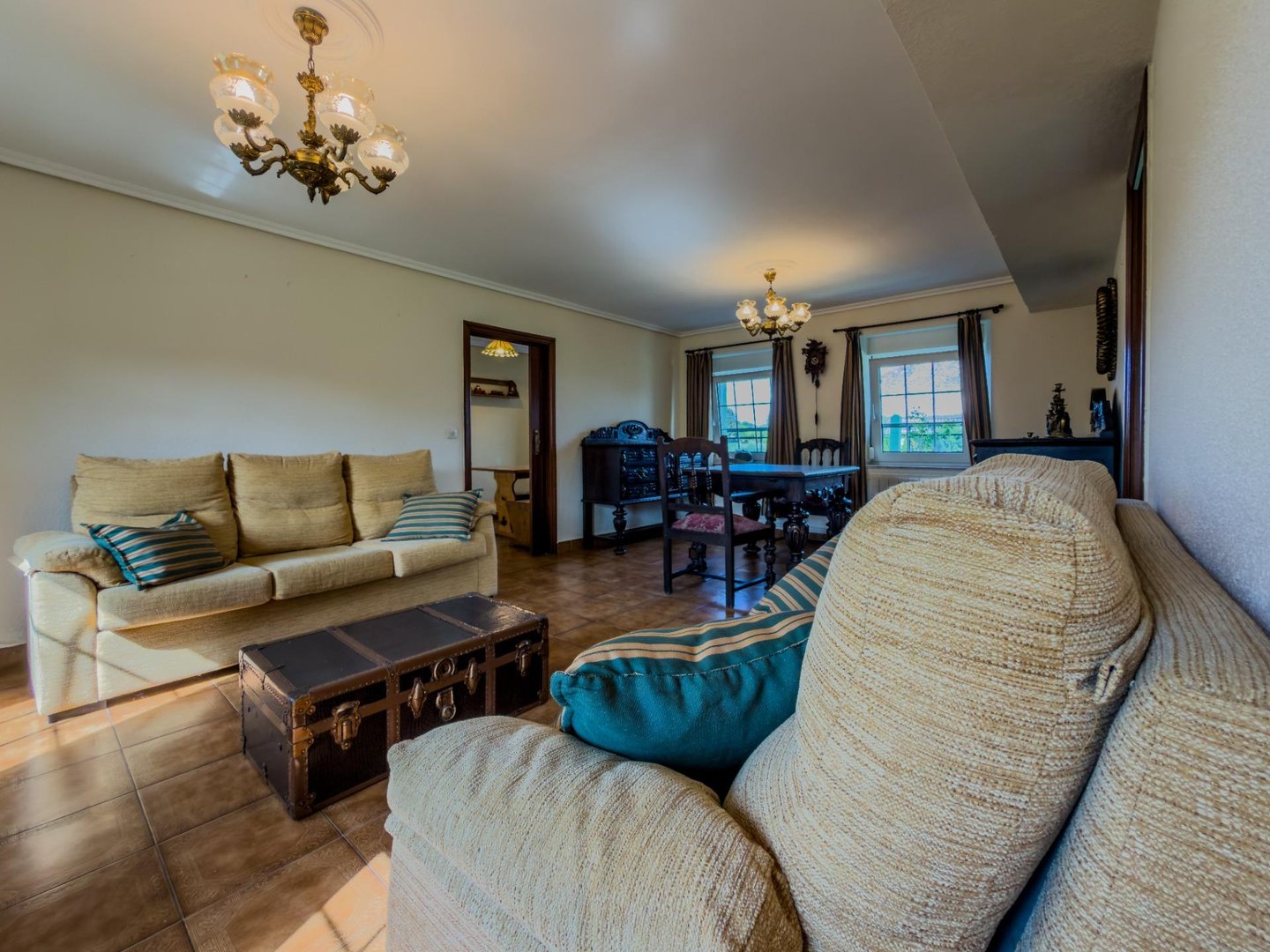 Casa de 226 m² a Camargo