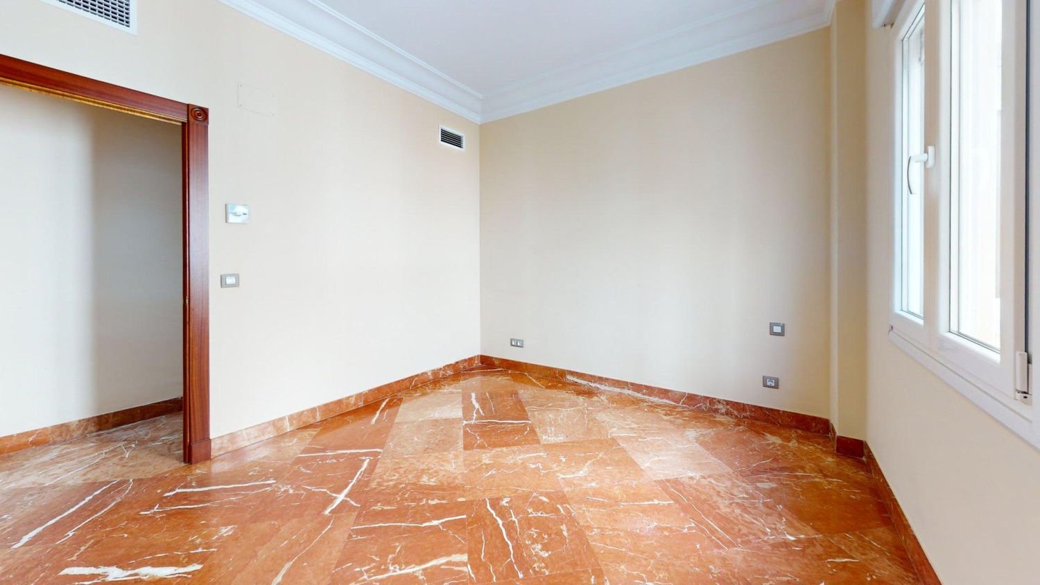 Piso de 173 m² en Sevilla