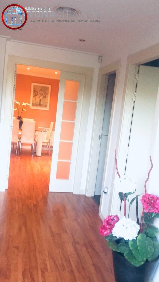 Piso de 235 m² en Albacete