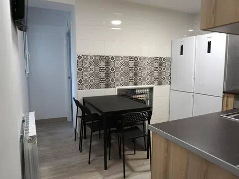 Habitación 83 m², Ávila