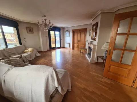 Piso de 178 m² en Avilés