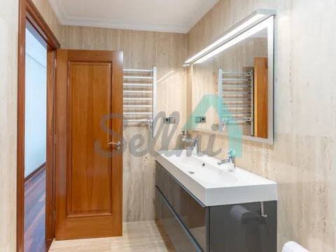 Piso de 112 m² en Oviedo
