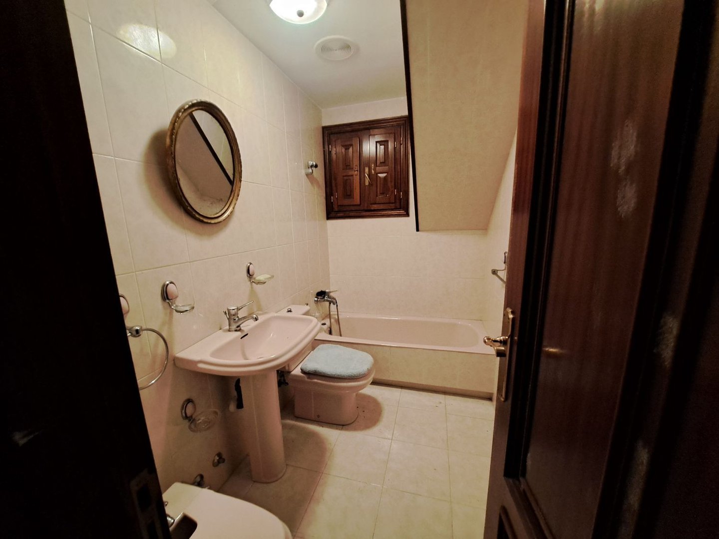 Casa de 494 m² a Teo