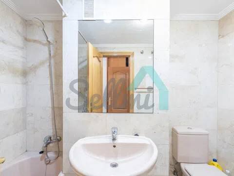 Piso de 98 m² en Oviedo
