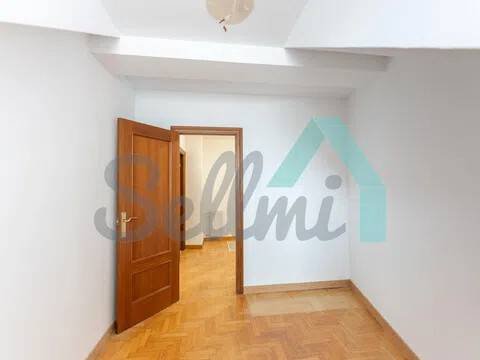 Pis de 137 m² a Oviedo