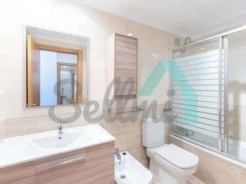Pis de 82 m² a Oviedo