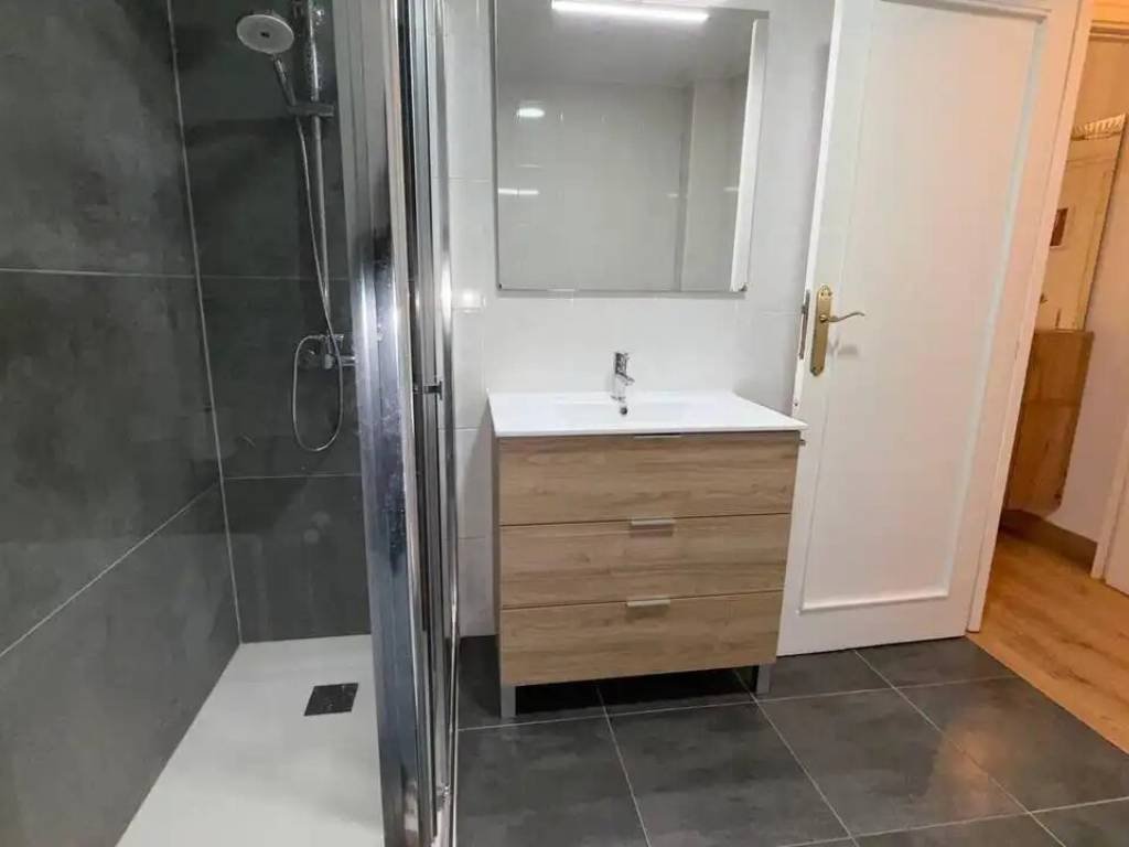 Piso de 95 m² en Ourense
