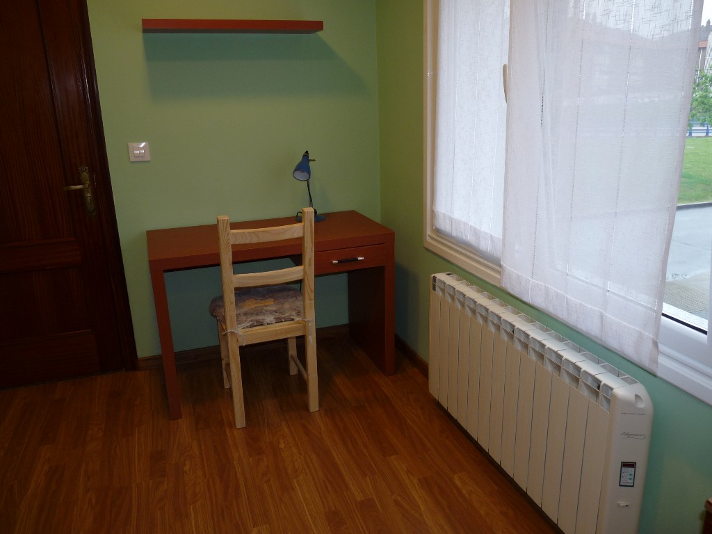 Habitación 80 m², Oviedo