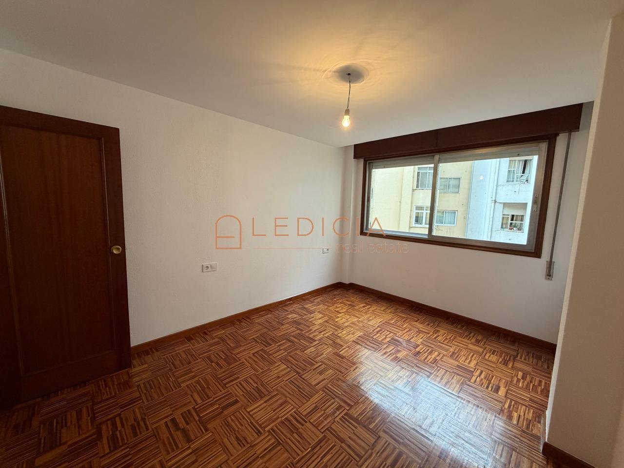 Piso de 90 m² en Vigo