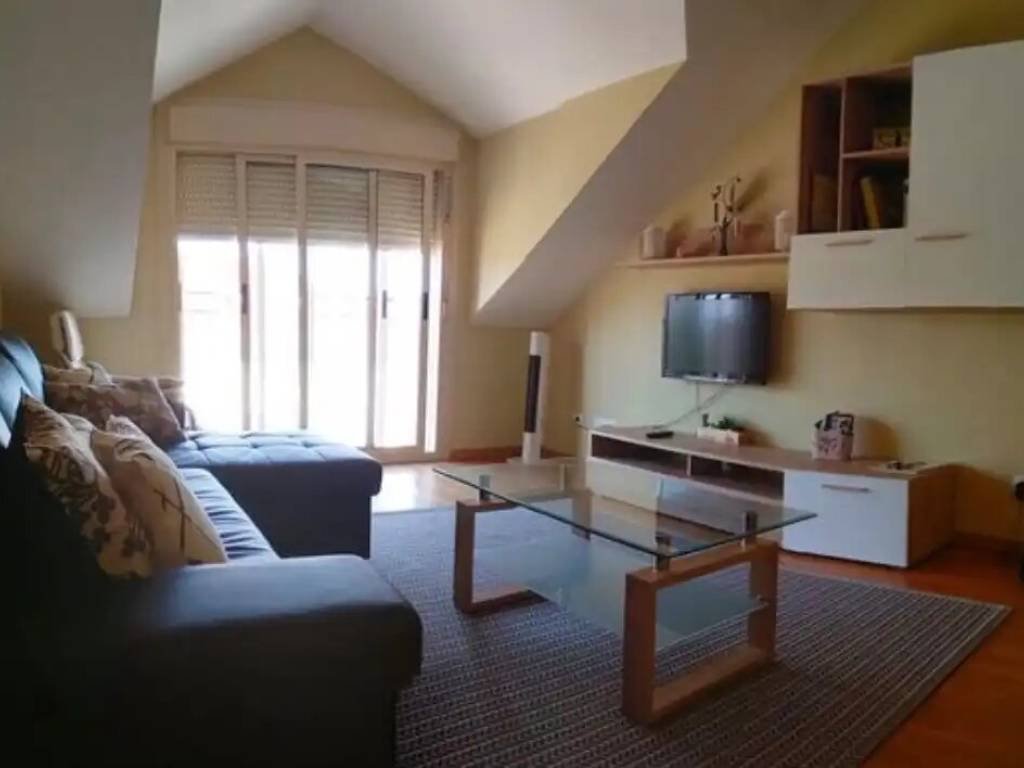 Piso de 75 m² en Poio