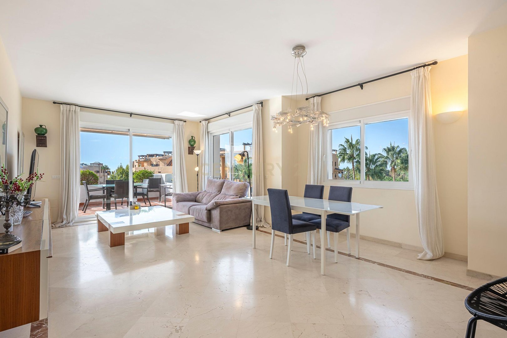 Pis de 162 m² a Estepona
