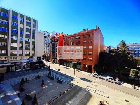 Pis de 94 m² a Oviedo