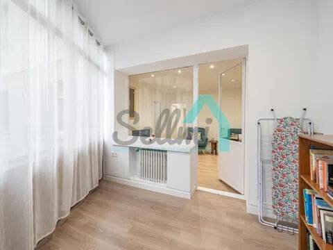 Piso de 86 m² en Oviedo
