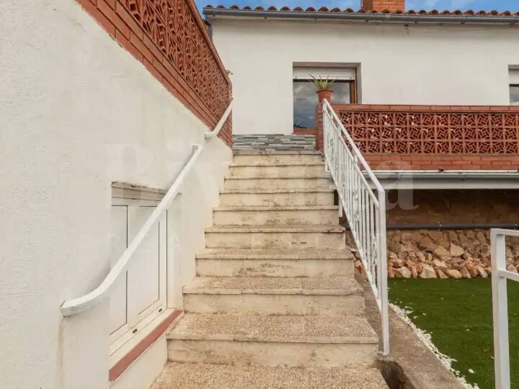 Casa de 90 m² en la Torre de Claramunt