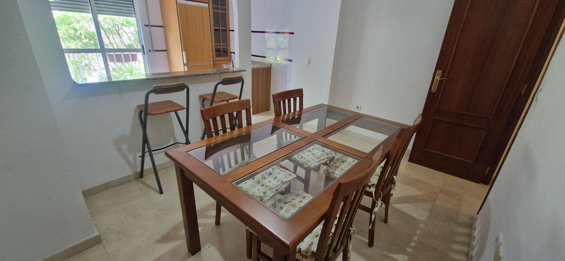 Piso de 120 m² en Sevilla