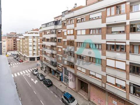 Piso de 93 m² en Siero