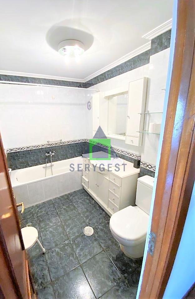 Piso de 130 m² en Ourense