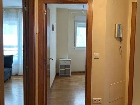 Piso de 65 m² en Ares