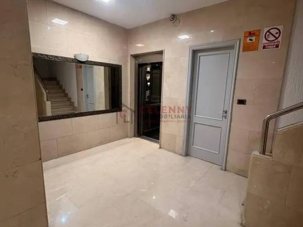 Piso de 90 m² en Ourense