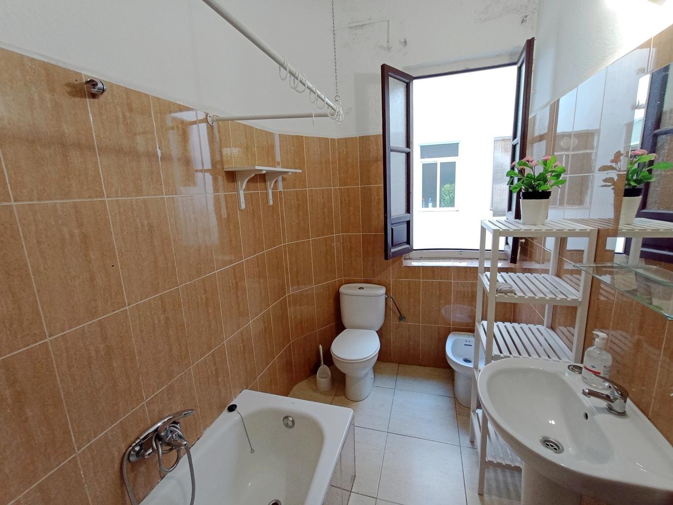 Habitación 110 m², Granada