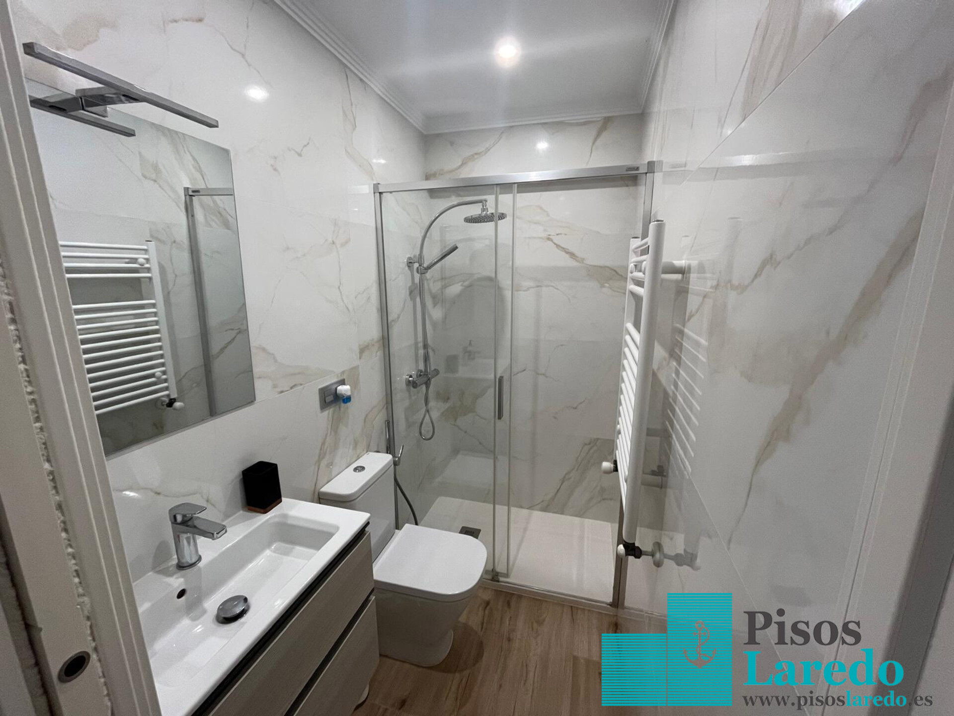 Piso de 75 m² en Laredo