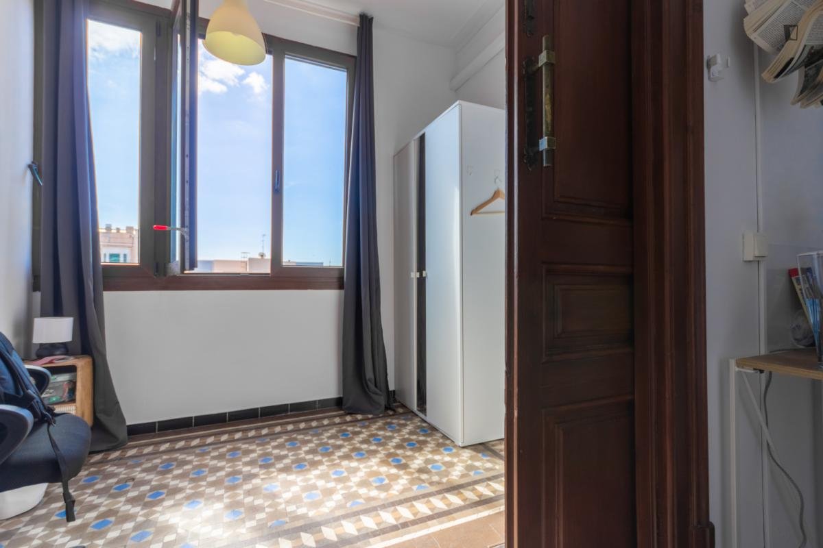 Room for rent, Barcelona