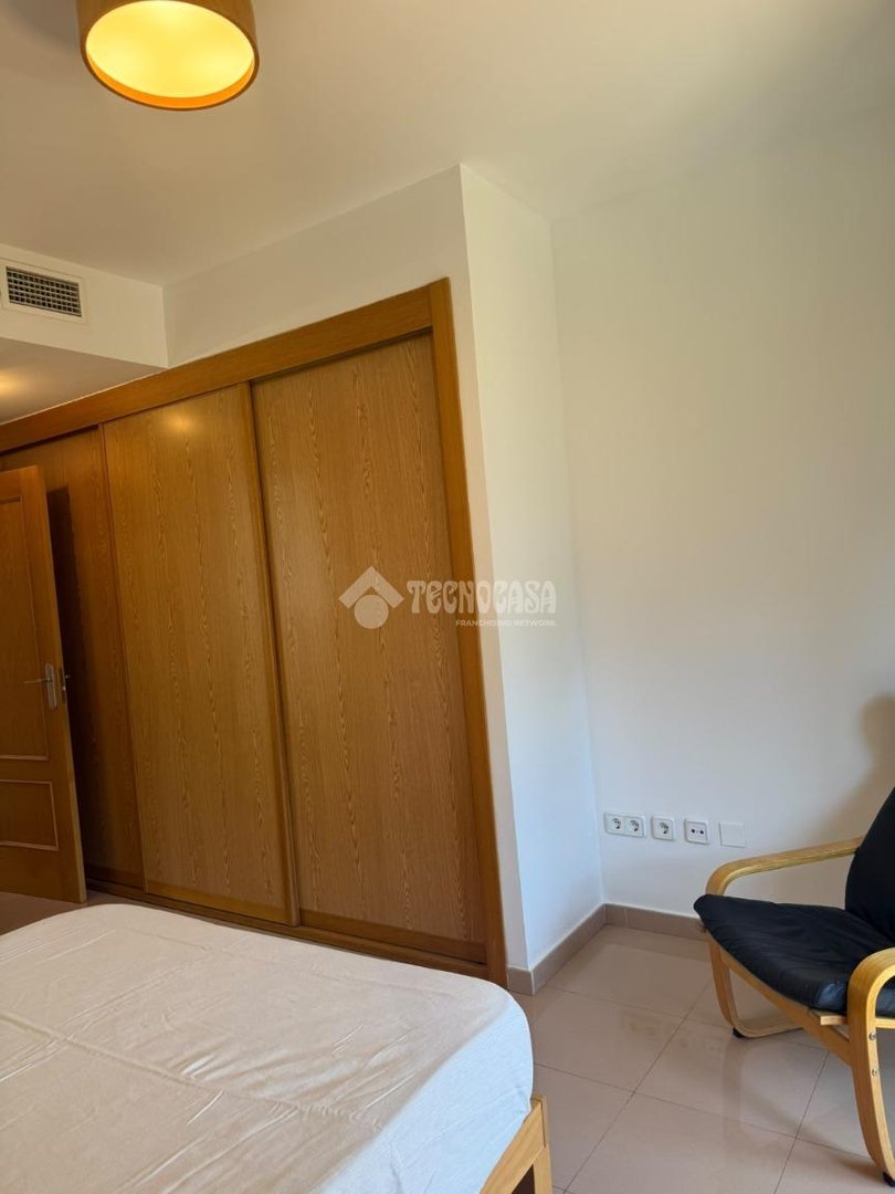 Pis de 100 m² a Almeria
