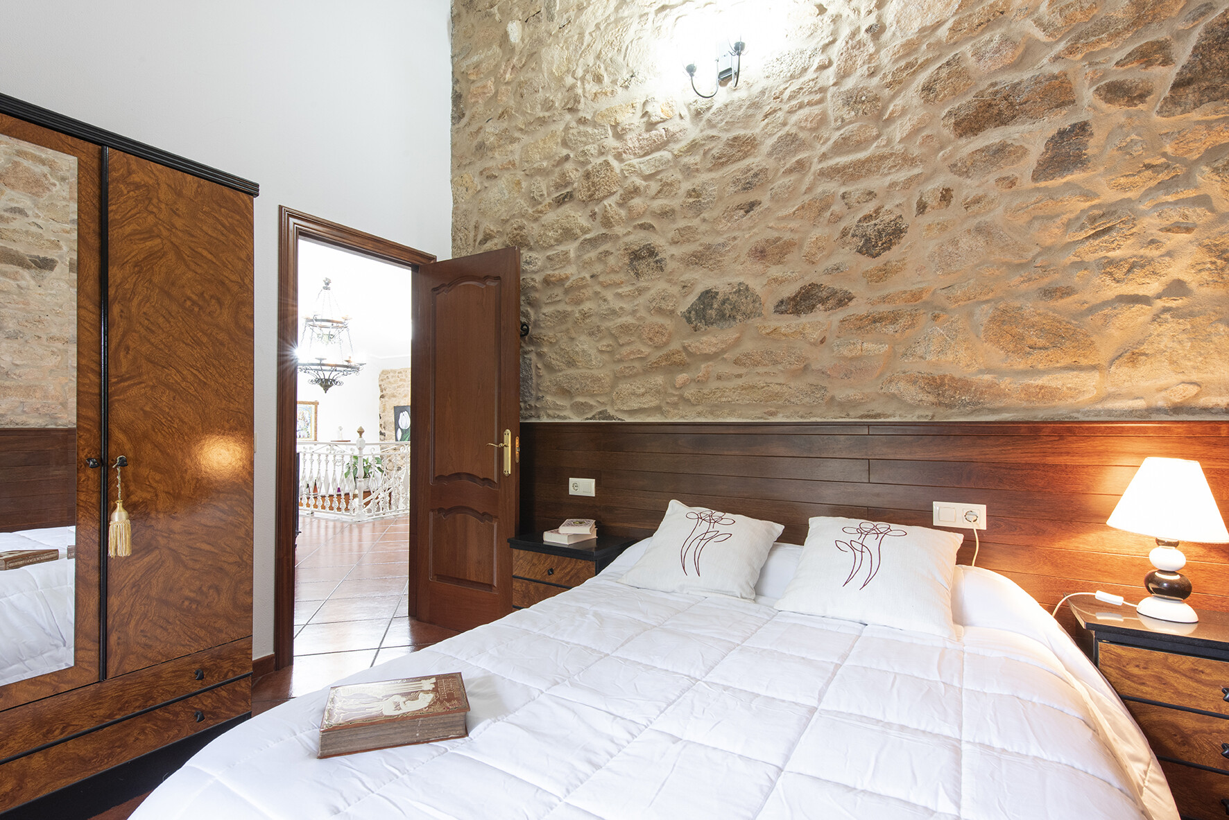 Piso de 883 m² en Brión