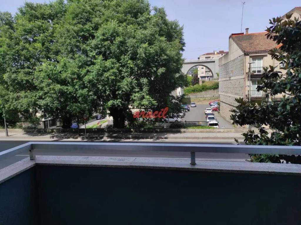 Piso de 140 m² en Ourense