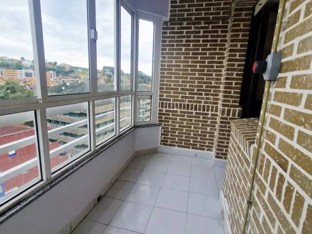 Piso de 85 m² en Castrillón