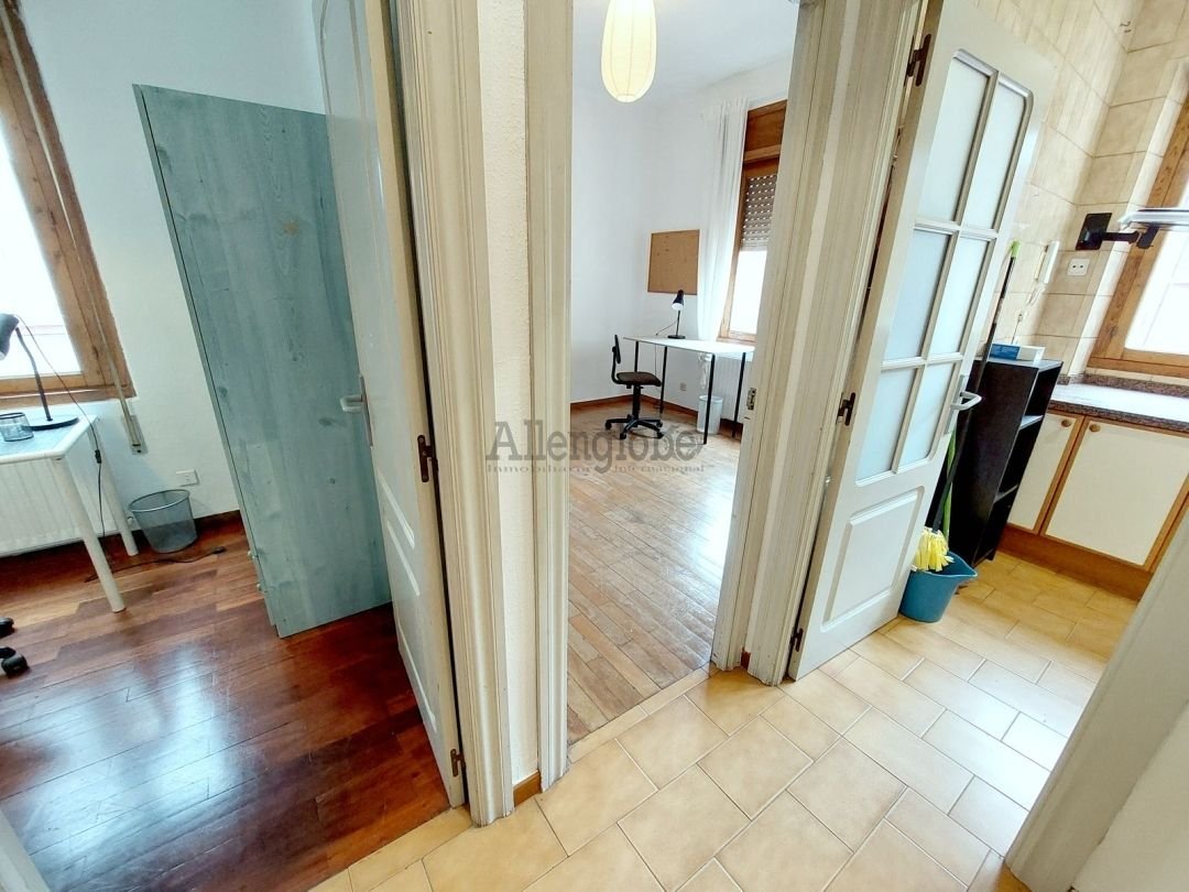 Piso de 99 m² en Oviedo