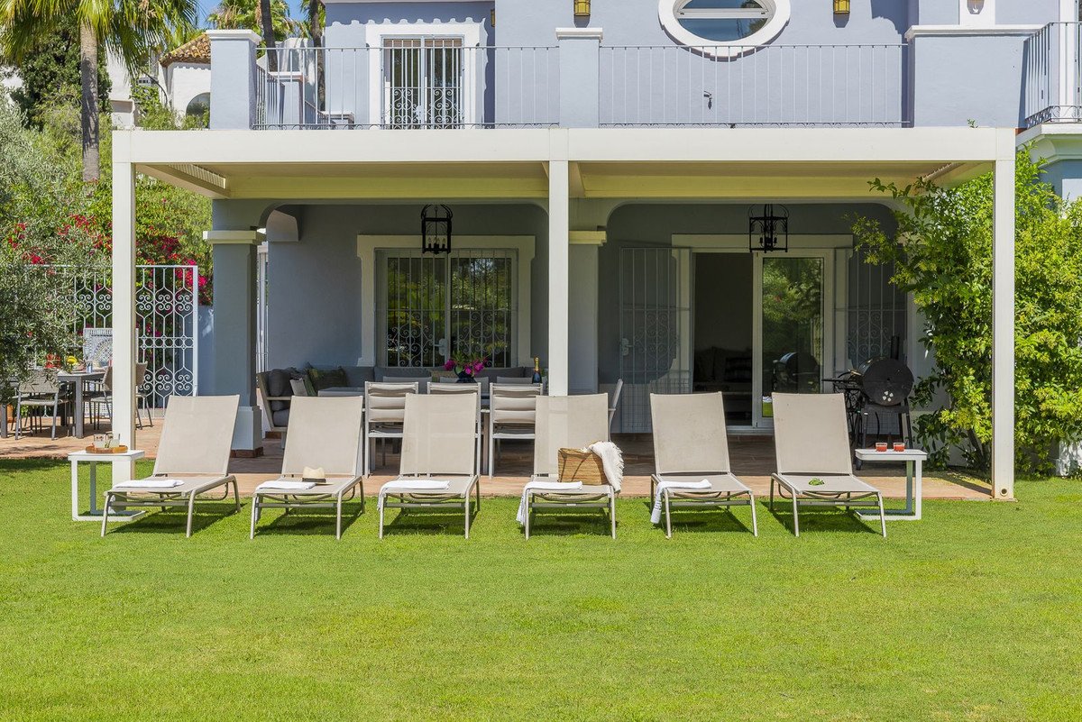 Casa de 319 m² en Estepona