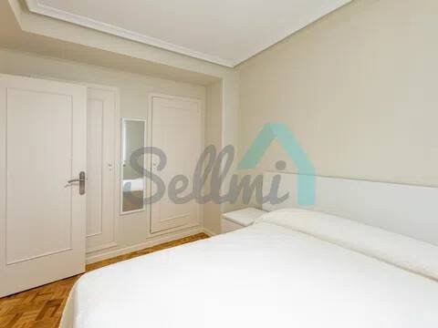 Piso de 64 m² en Oviedo