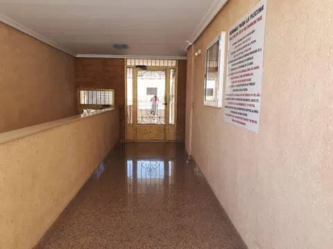 Flat 75 m² in Los Montesinos