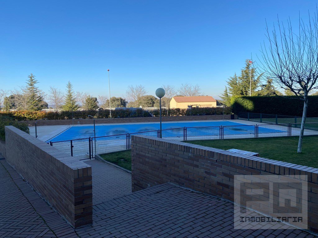 Piso de 60 m² en Ávila