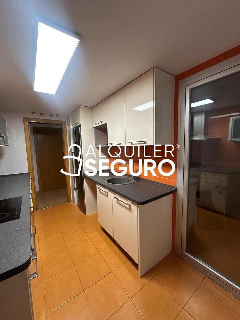 Flat 90 m² in Alcorcón