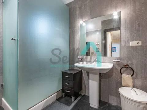 Piso de 146 m² en Oviedo