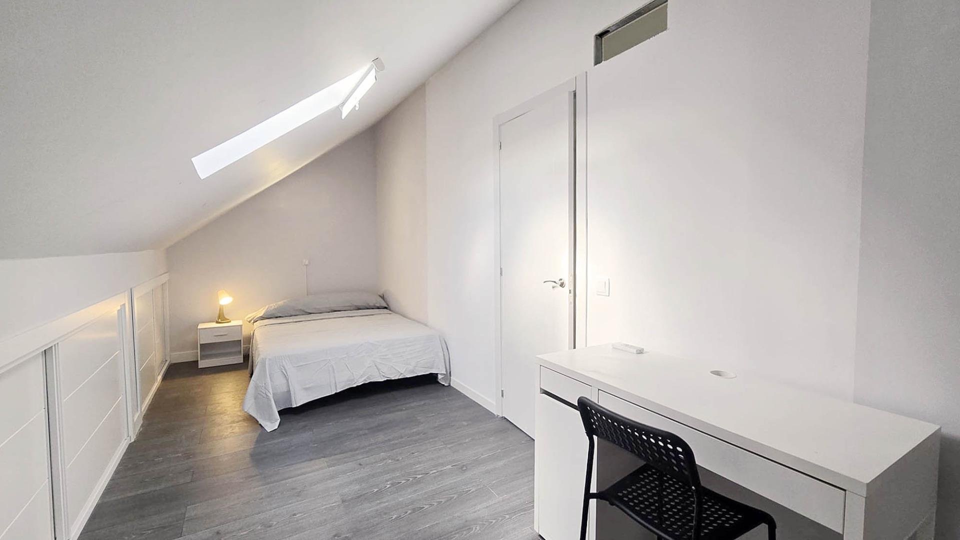 Zimmer 250 m², Villanueva de la Cañada
