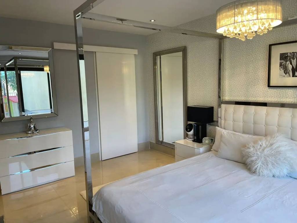 Haus 250 m² in Benahavís
