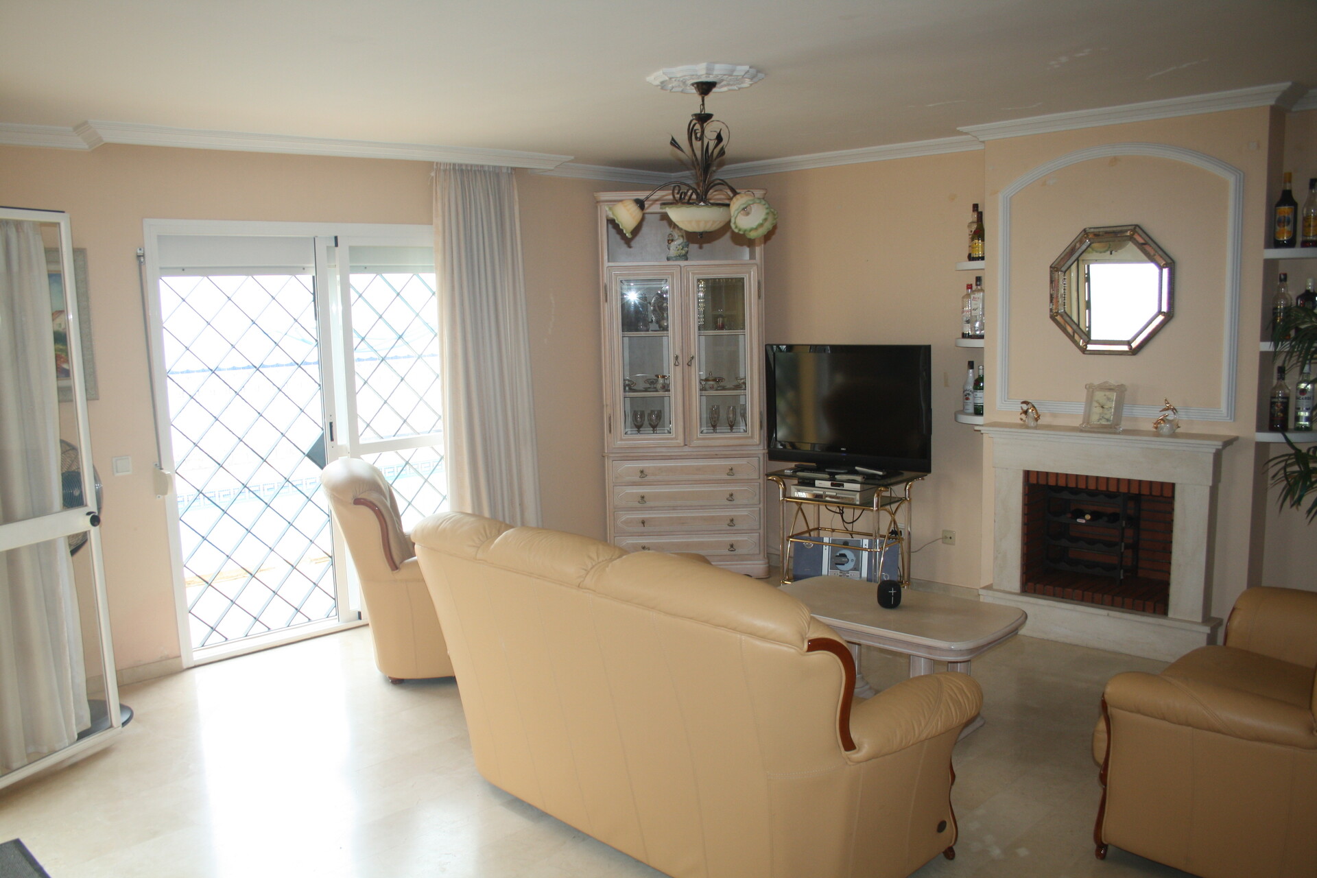Casa de 140 m² en Algeciras