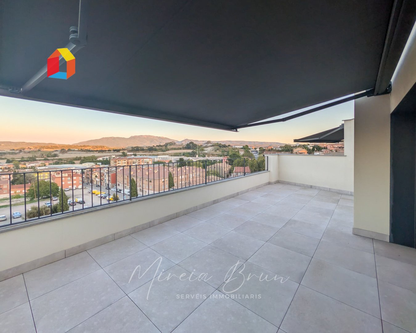 Piso de 90 m² en Tona