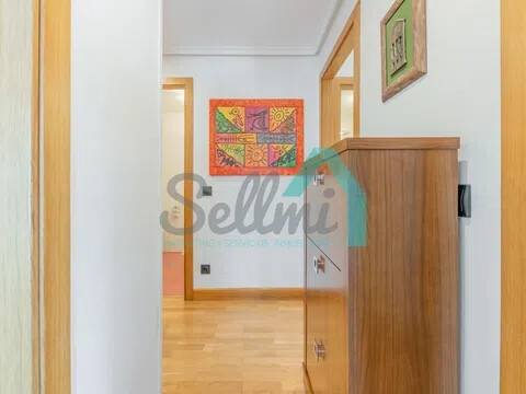 Piso de 67 m² en Oviedo